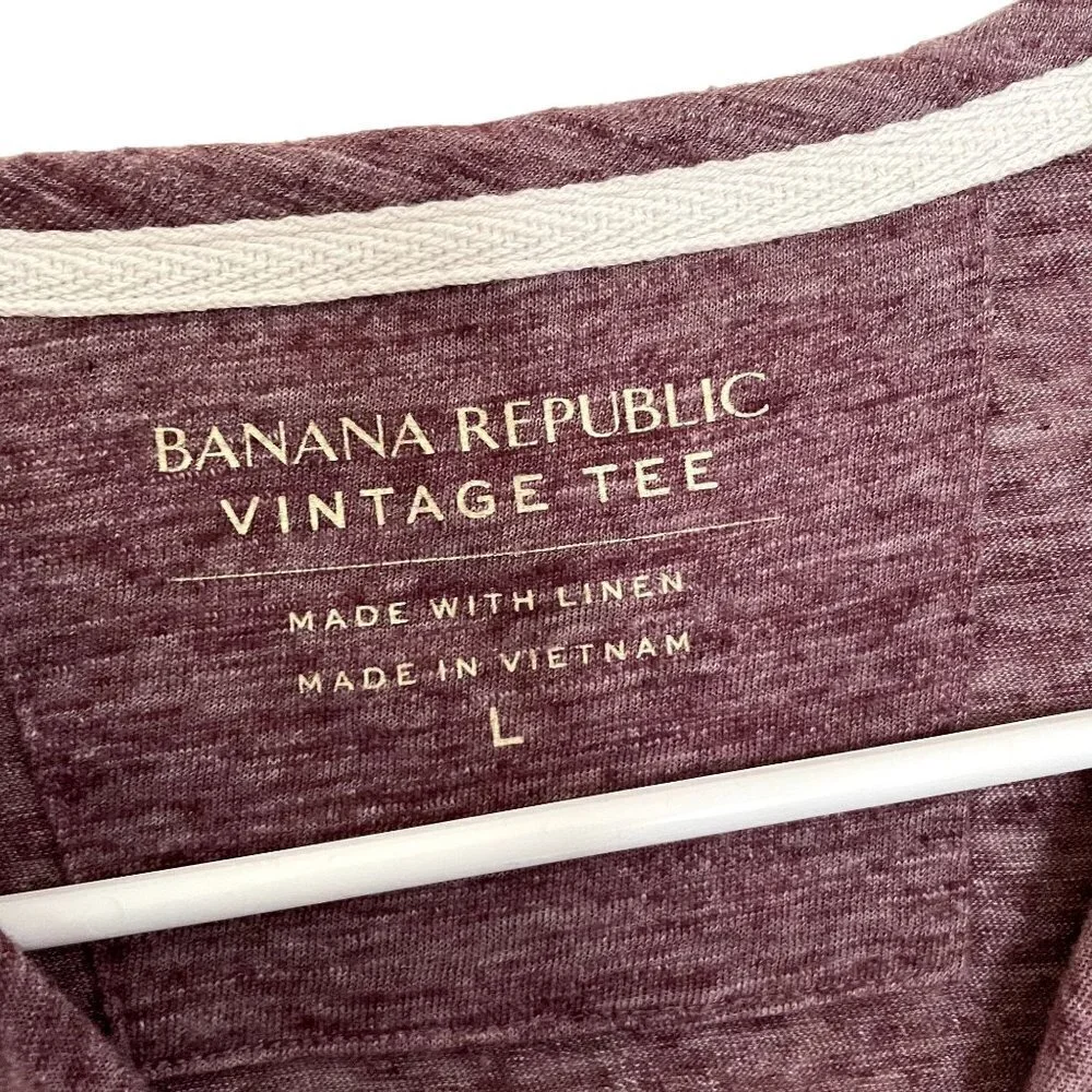 Banana Republic vintage tee purple short sleeved summer top lightweight shirt